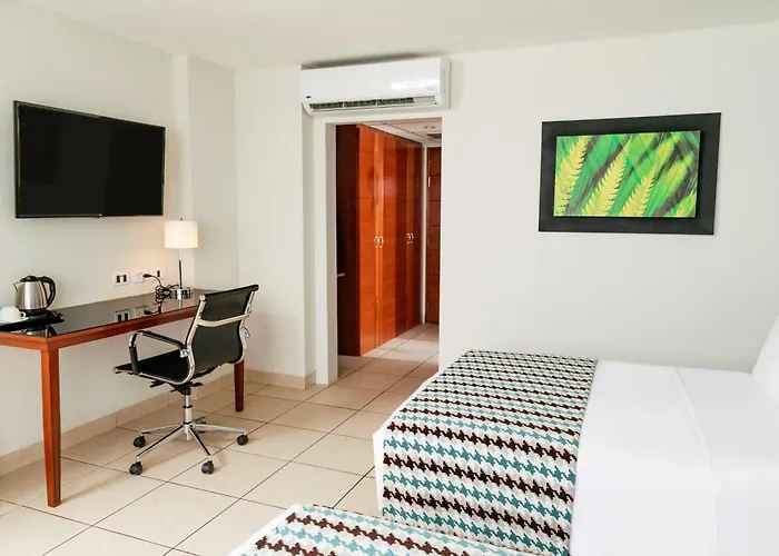 Costa del Sol Wyndham Pucallpa