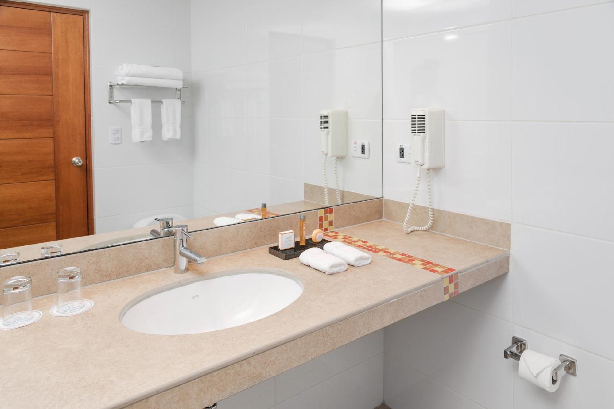 Hotel Wyndham Costa Del Sol 5*