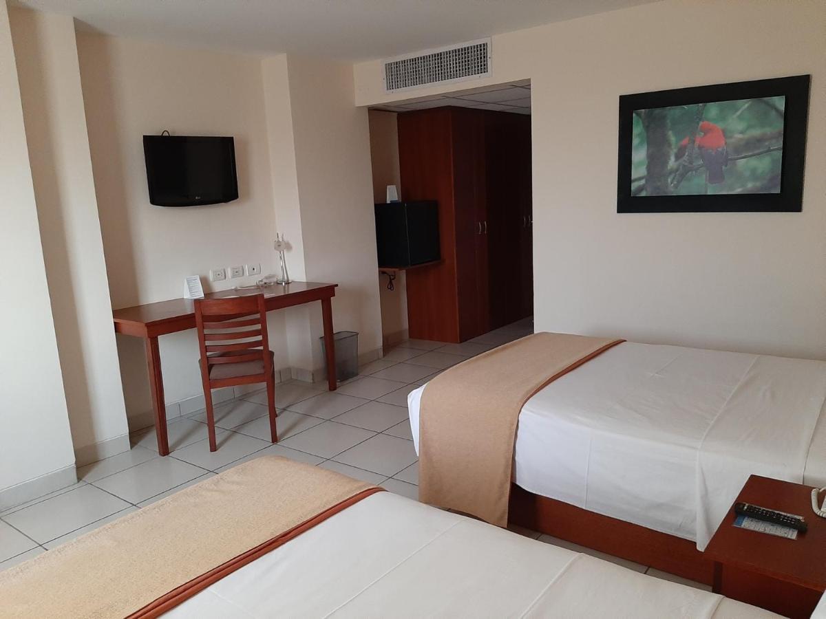 Hotel Wyndham Costa Del Sol 5*